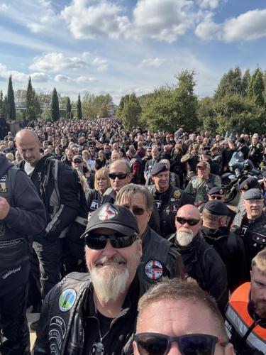 9892D0CE-21D3-4046-B9A4-5171E420EE4A_1_105_c